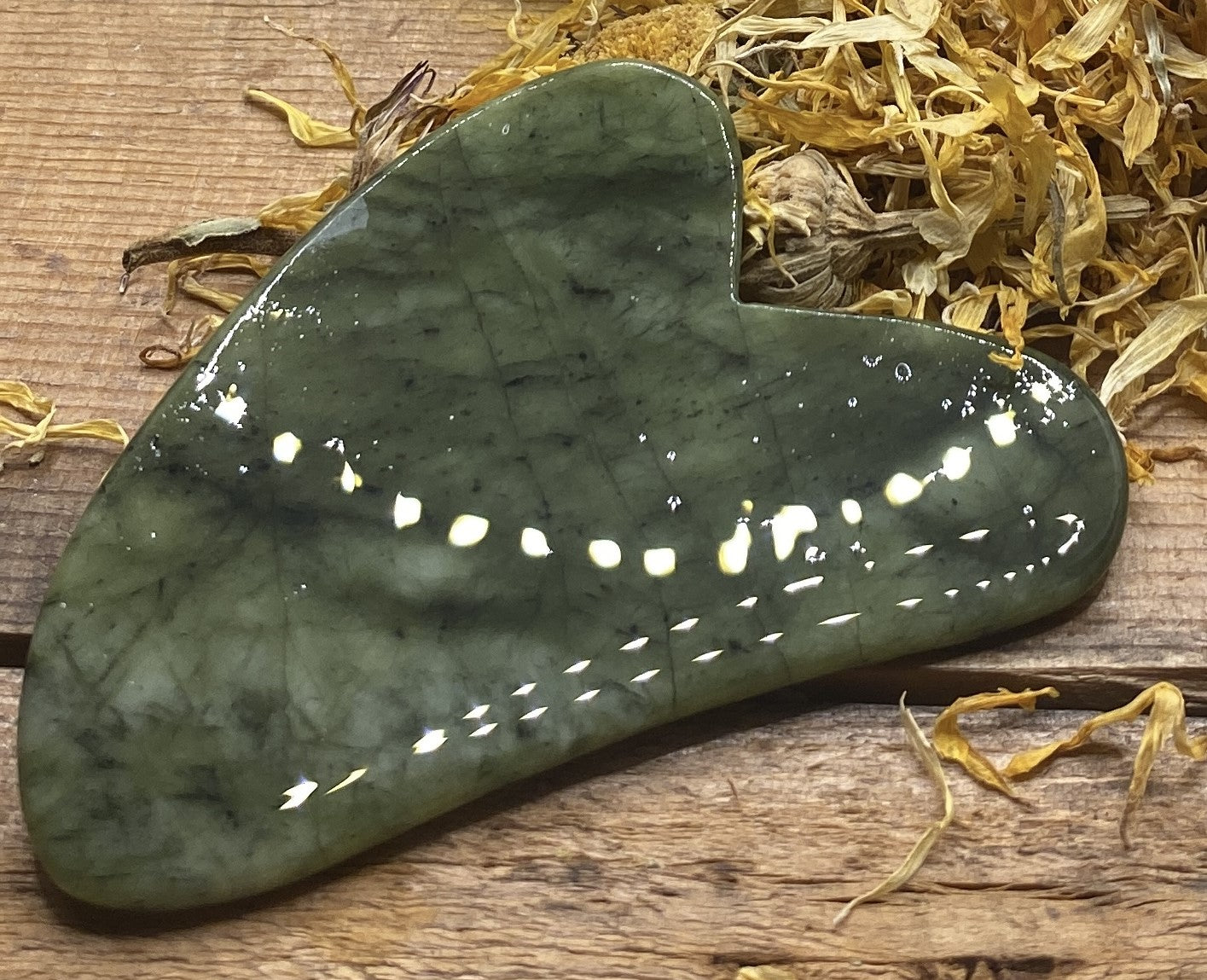 Jade Gua Sha - For Puffiness, Redness and Circulation